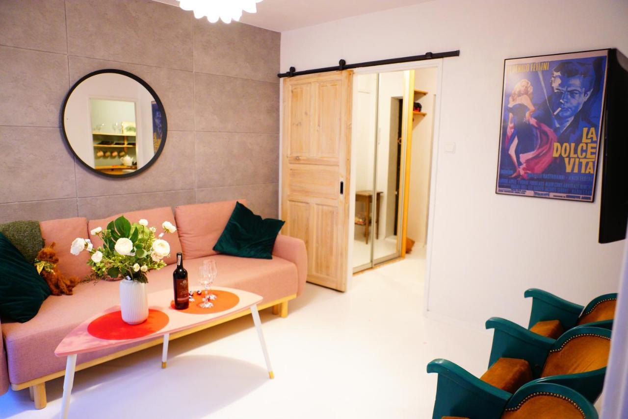 Cinema Apartment Kinowa Varšava Exteriér fotografie